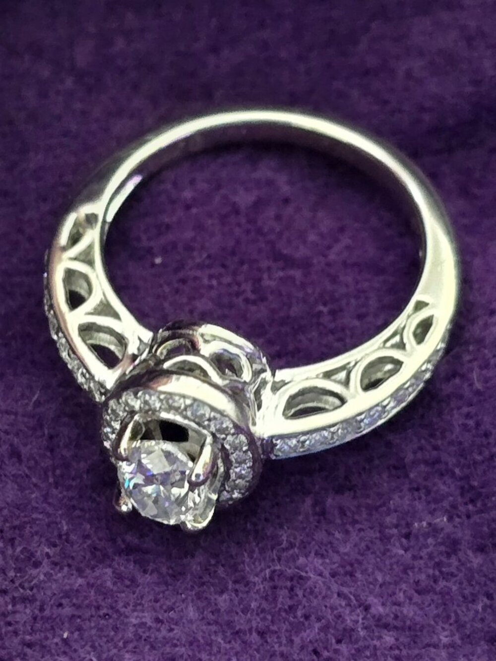 NEW! Frederick Goldman 14k White Gold Oval Diamond Halo Ring 0.60ct (G / SI1)